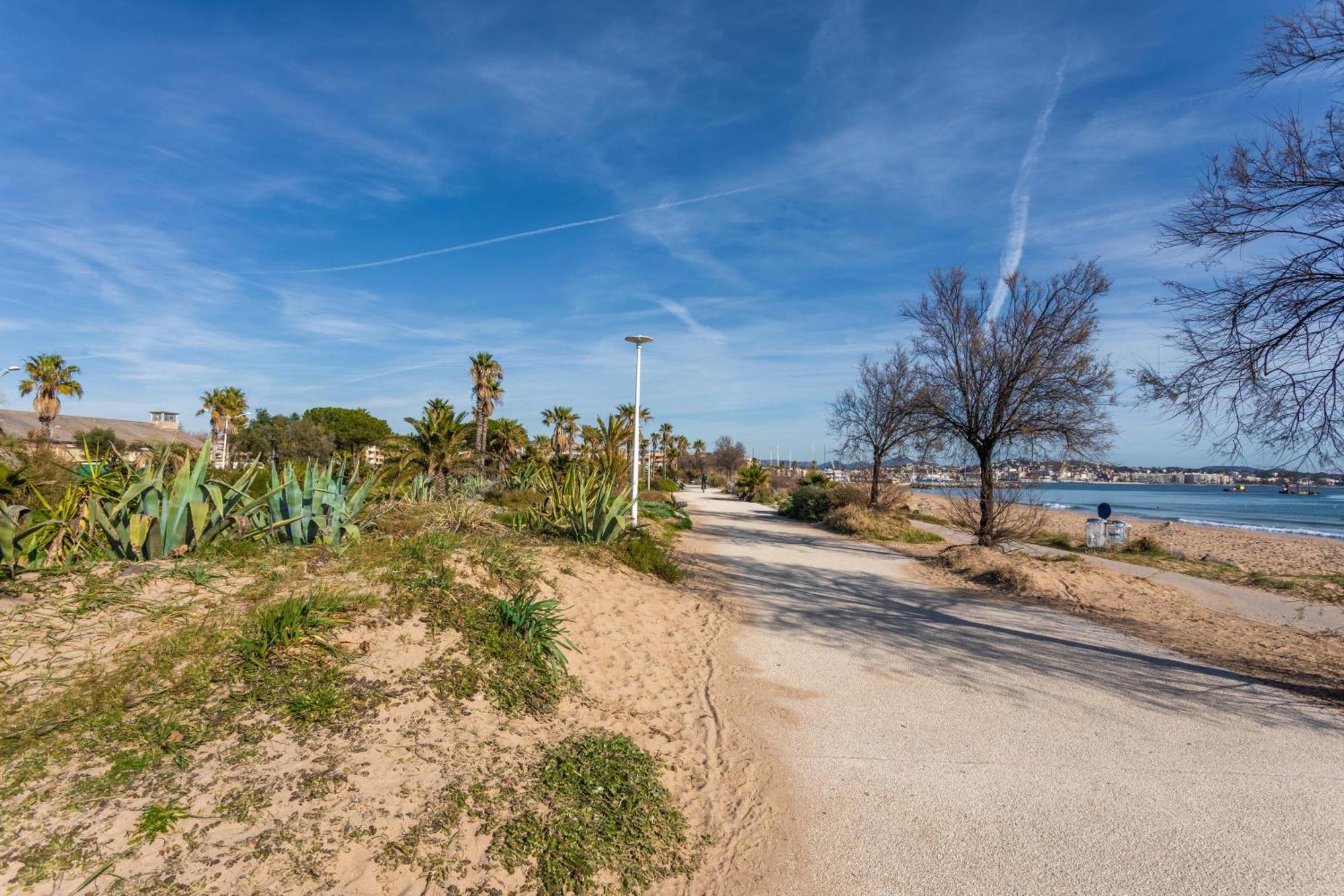 Apartment - Base Nature Fréjus